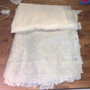 2 lace curtains & 2 sheer curtains